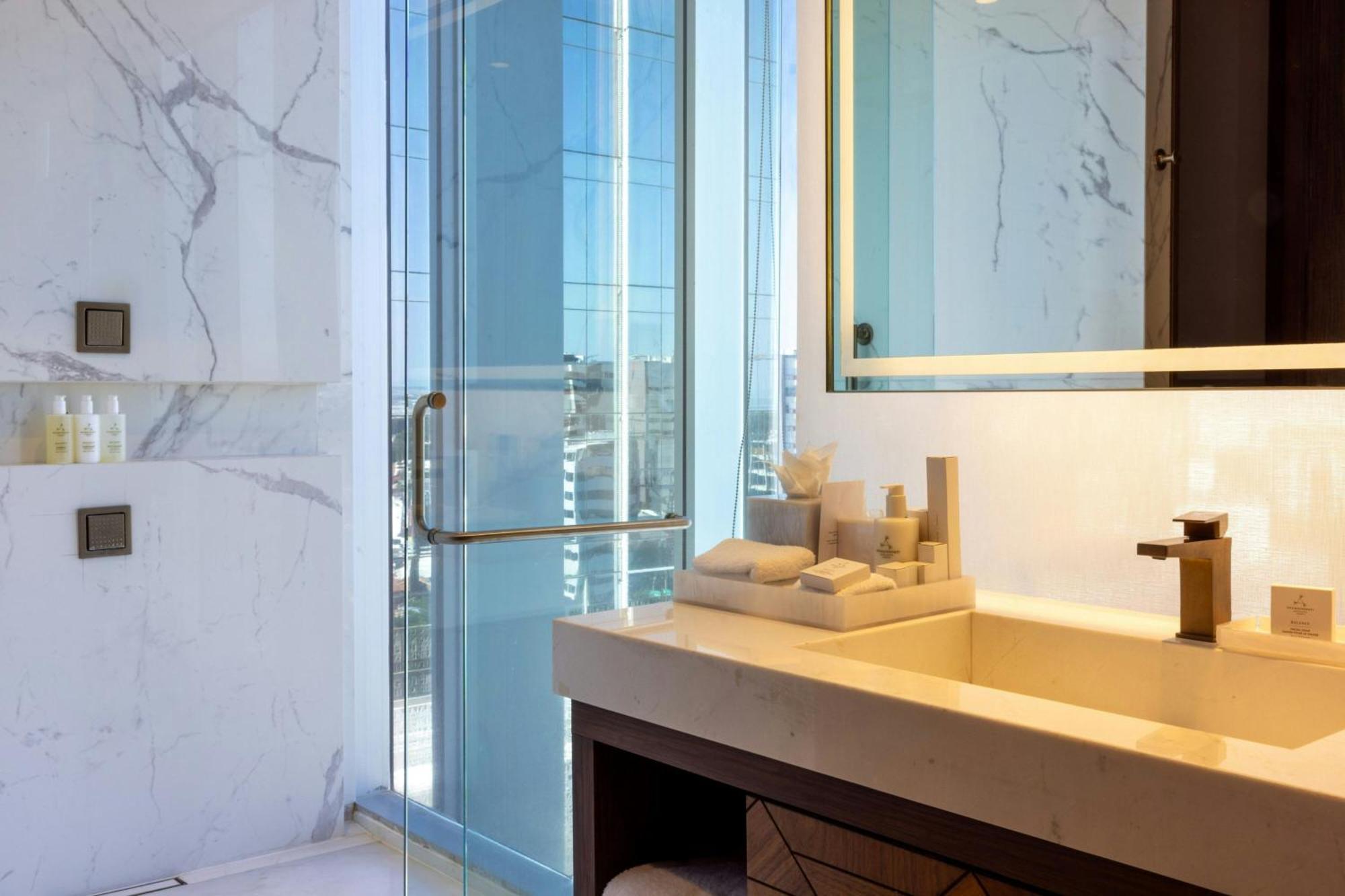 Jw Marriott Hotel Гвадалахара Экстерьер фото